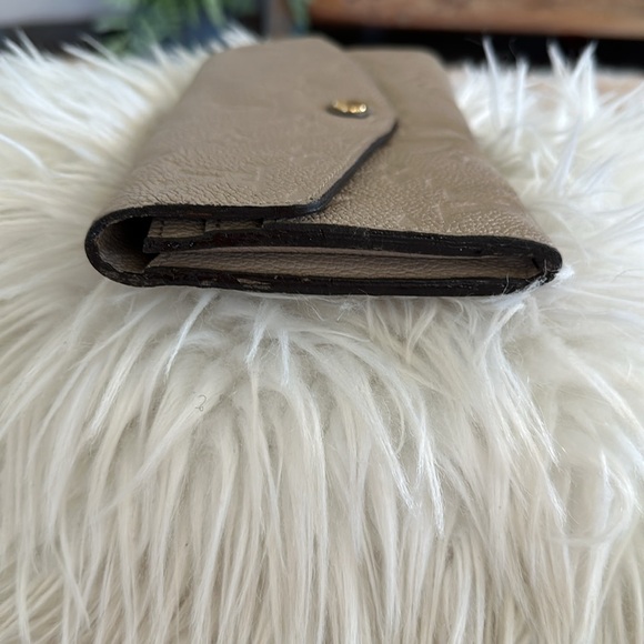 Stunning w/COA Empreinte Louis Vuitton wallet - Picture 3 of 7